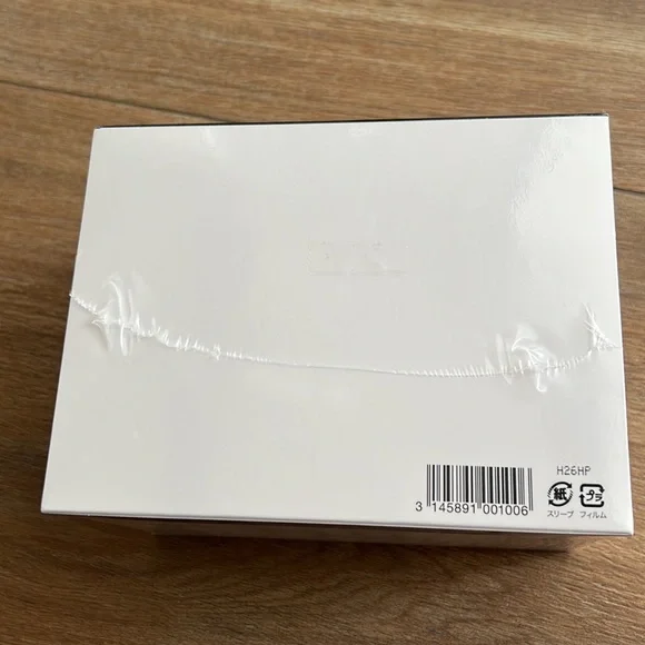Authentic 3 piece CHANEL le coton 100 pack, Chanel N•5 bath bar, Sublimage!